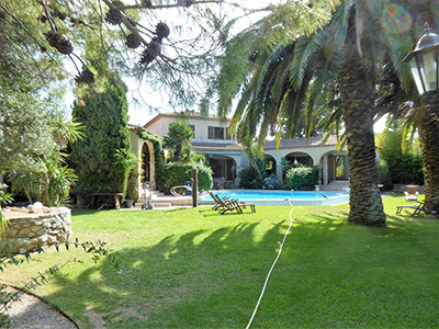 For sale €525,000 - Hacienda style villa  in Roquefort des Corbières (11540 - Aude)